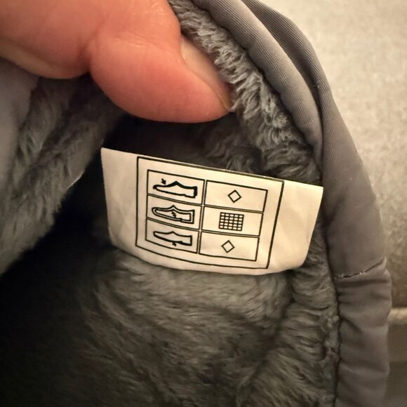 Lands' End Kids Waterproof Snow boots Size 2M - EUC - Picture 2 of 9